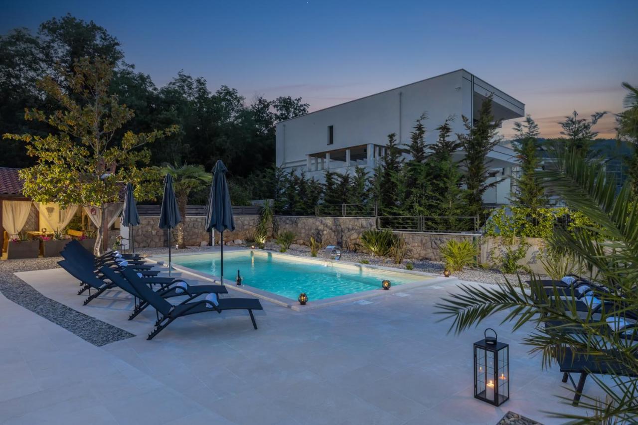 Villa Adriatic, Apartment Chiara With Sea View And Heated Swimming Pool, Free Private Parking, Icici Exterior photo